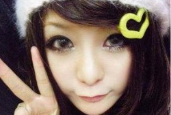 美瞳网红吃瓜图片高清,高清画面引发网友热议